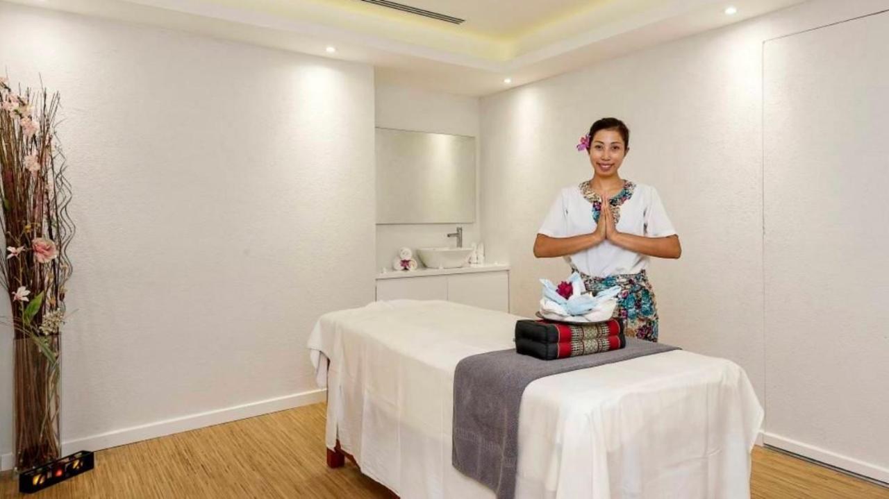 Aphrodite Beachfront Apartment Ghaziveran Luaran gambar